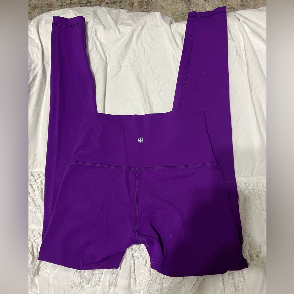 Lululemon yoga pants
